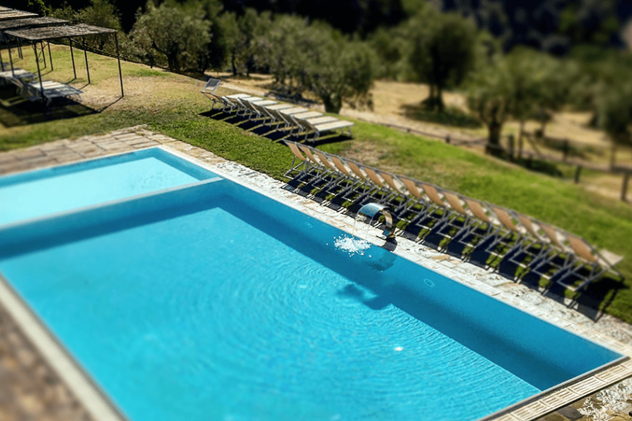 piscina-tra-le-colline-maiano